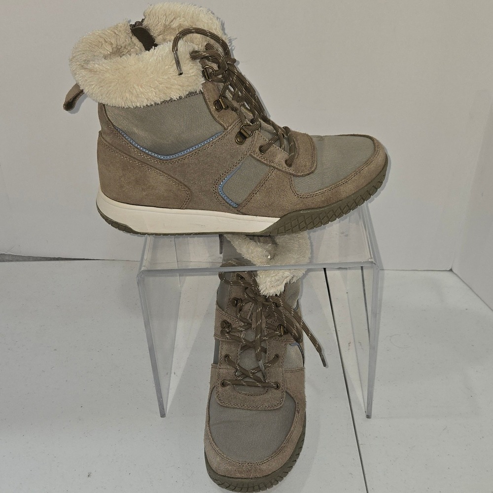 Weatherproof Vintage Chloe Women 9M Tan Faux Fur Trim Lace Up Ankle Winter Boots